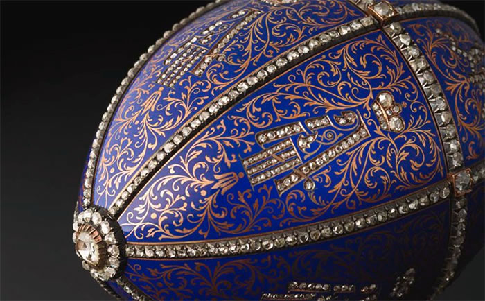 1896 12 Monogram Egg