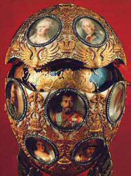 1913 Romanov Tercentenary Egg detail